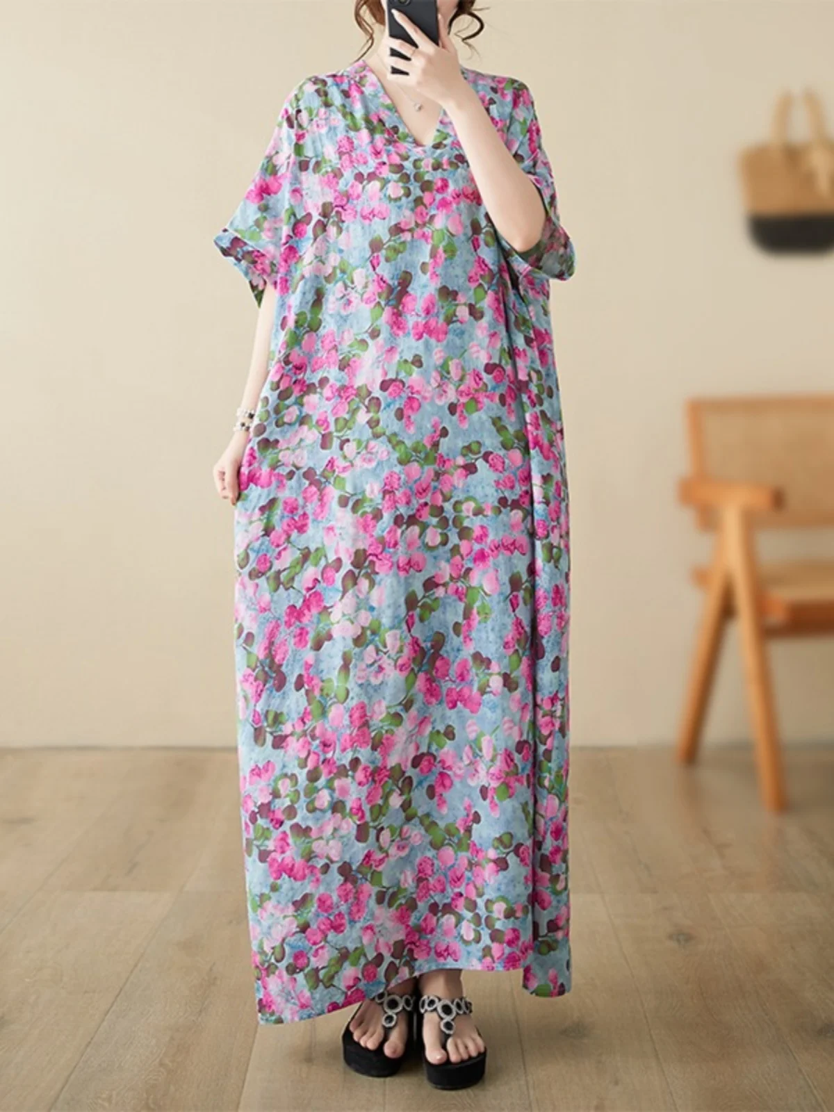 レトロな花柄Vネックコットンリネン女性用サマーアーティスティックルーズオルトスヴェワイドヘムラインAラインロングローブ