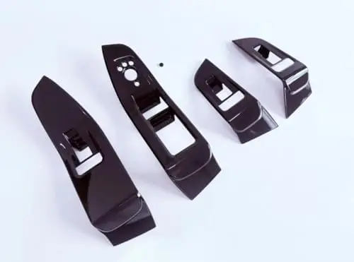 

Черная накладка на кнопку стеклоподъемника для Grand Cherokee 2022-2025 – Декоративная рамка для интерьера