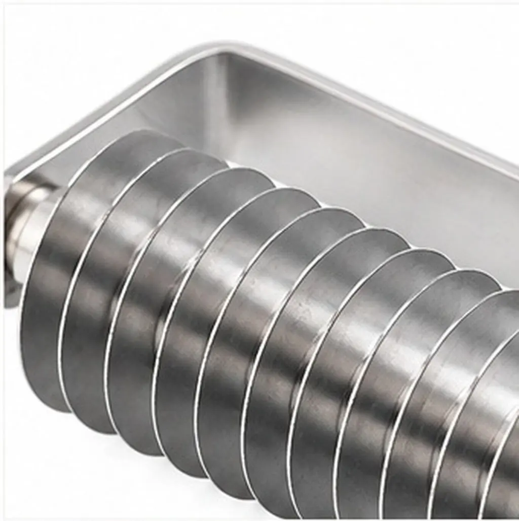 1Pcs Lattice Rolling Tool Multifunction Dough Cutter for Baking Pastry Making DIY Pie Crusts Stainless Steel Hanging Hole Design