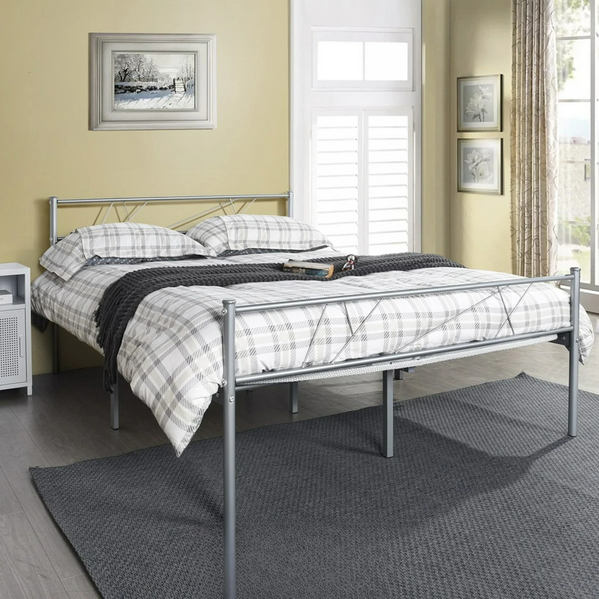 Full Size Metal Bed Frame with Headboard and Footboard/Mattress Foundation Steel