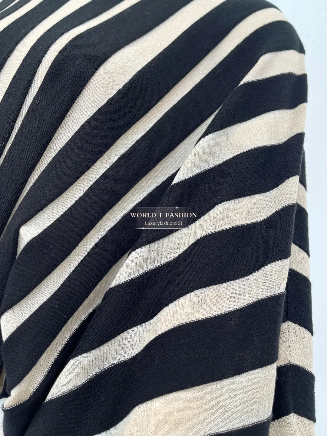 

Black White Striped Print Long Sleeve Blouse Tops 2025 New Design