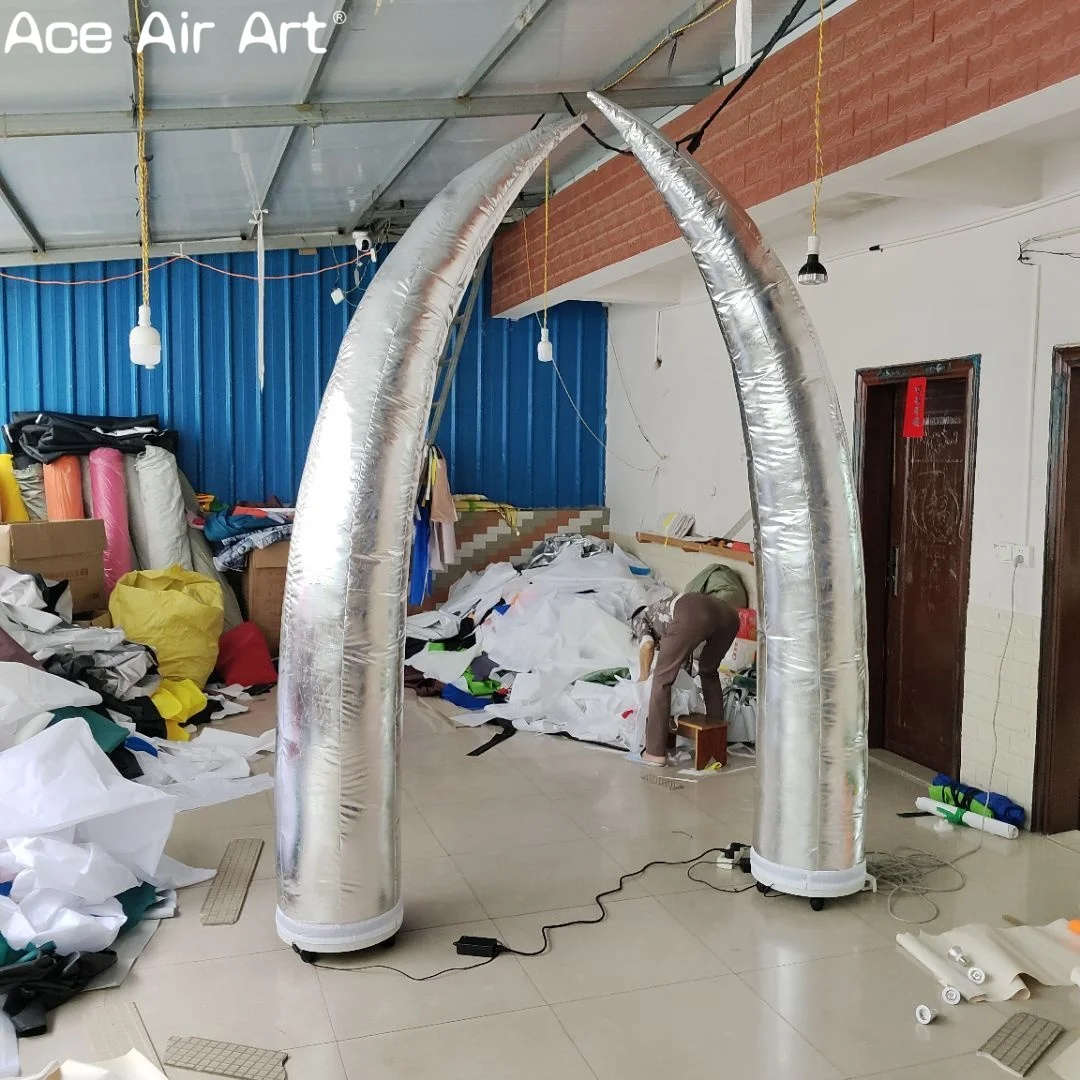 

Silver Color Inflatable Horn Columns, Beautiful Inflatable Horns Pillars For Night Event Decoration