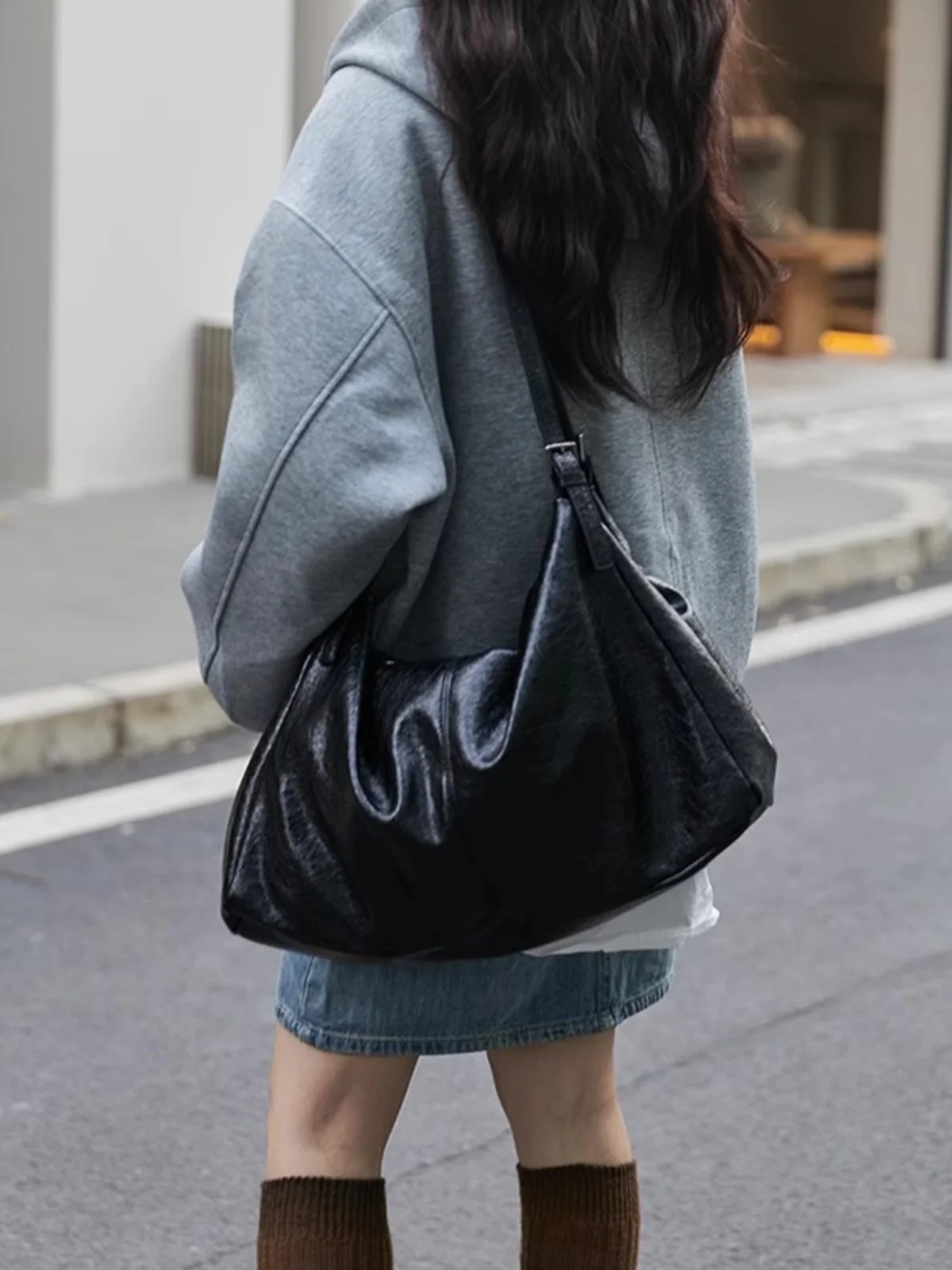

Light Luxury Fashion High-quality Top Layer Cowhide Women Bag With Large Capacity Simple And Casual Versatile Diagonal Cross Bag