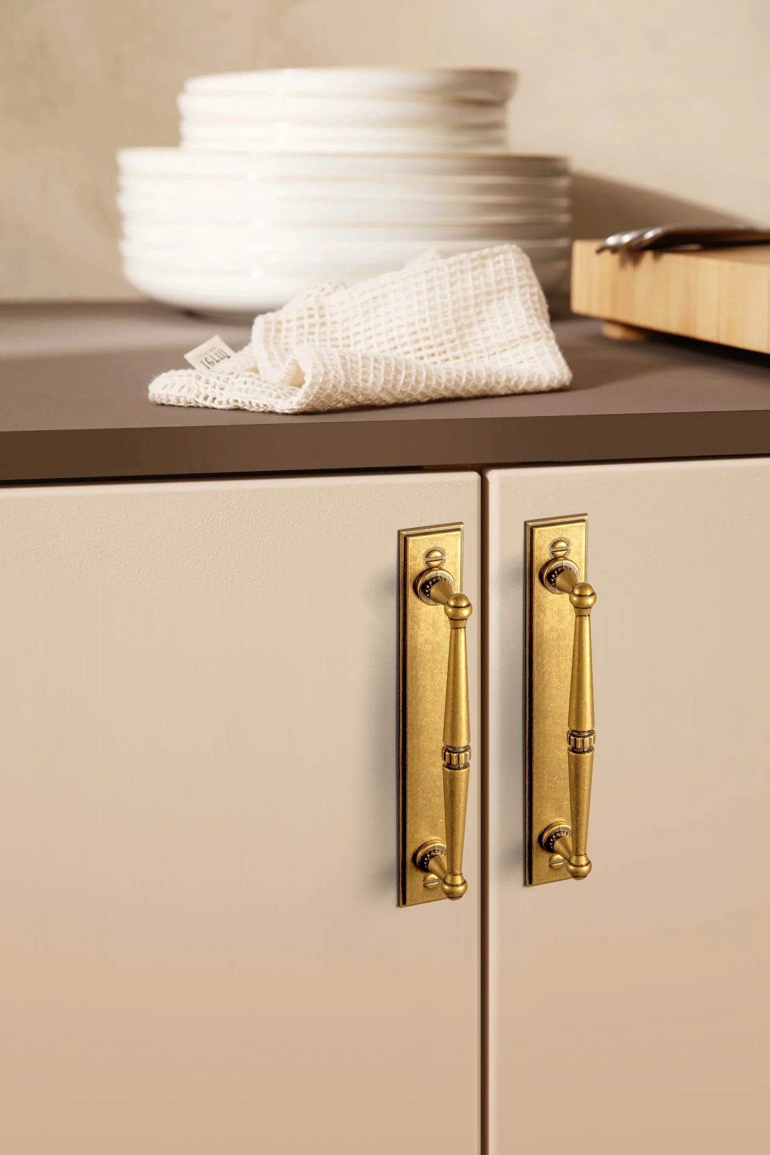 Furniture Hardware With Backplate - Ручки для шкафов Goo-Ki из антикварной