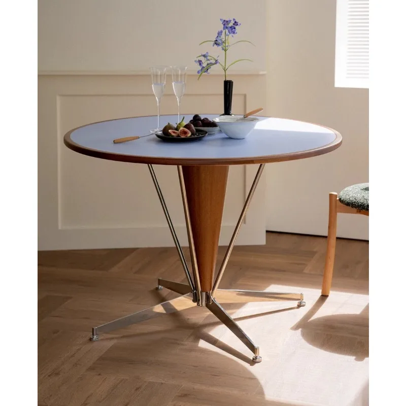 

Gray wood work round table retro solid wood small apartment dining table package solid wood anti-scratch table for home use