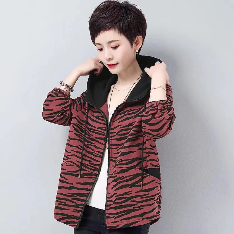 

2024 Middle Aged Woman Cardigan Hooded Sweatshirt Loose Coat Spring Autumn New Female Hooded Zipper Korean Patchwork Top