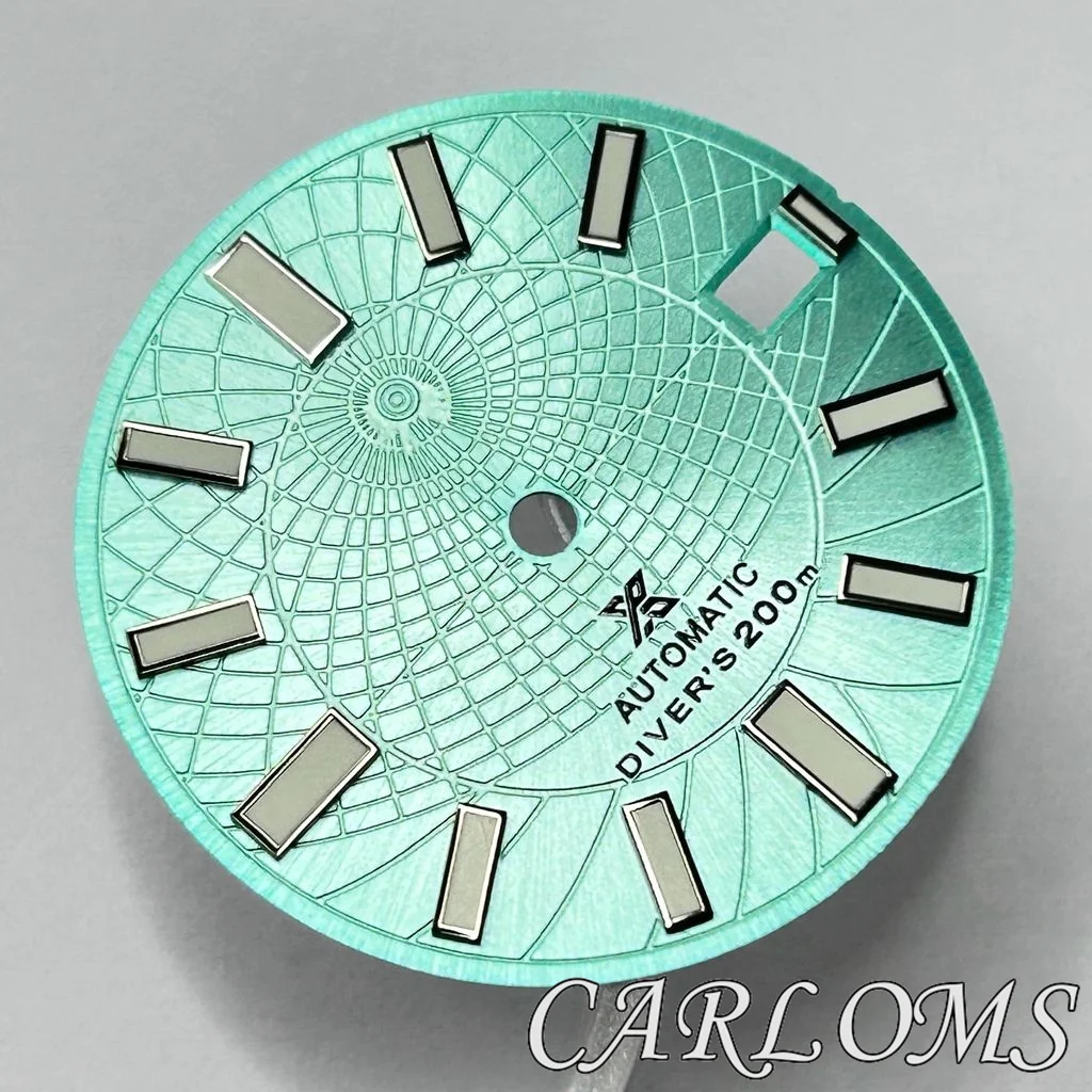 TOP 28.5mm NH35 NH35A 4R35 Silver Blue Black Green Lake Blue Sterile Luminous Watch Dial At 3 And 3.8 O'clock Crown