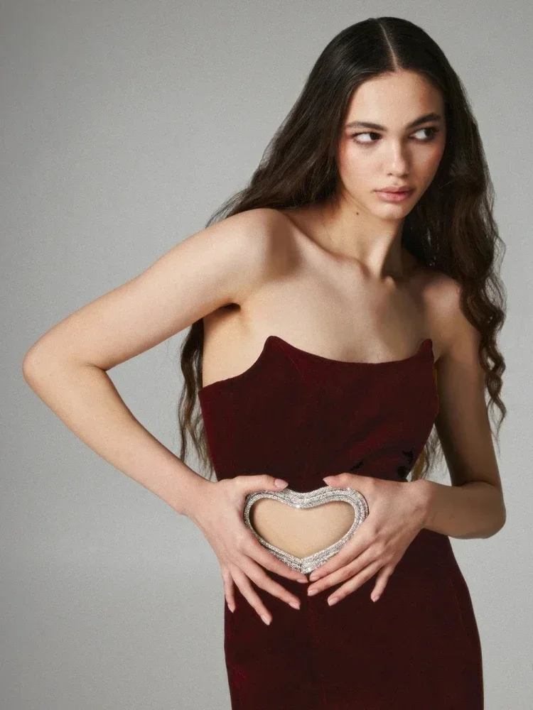 Vestido ajustado sin tirantes para mujer, minivestido Sexy con corte de corazón de diamante, rojo vino, Espalda descubierta, cristal, fiesta de celebridades de noche