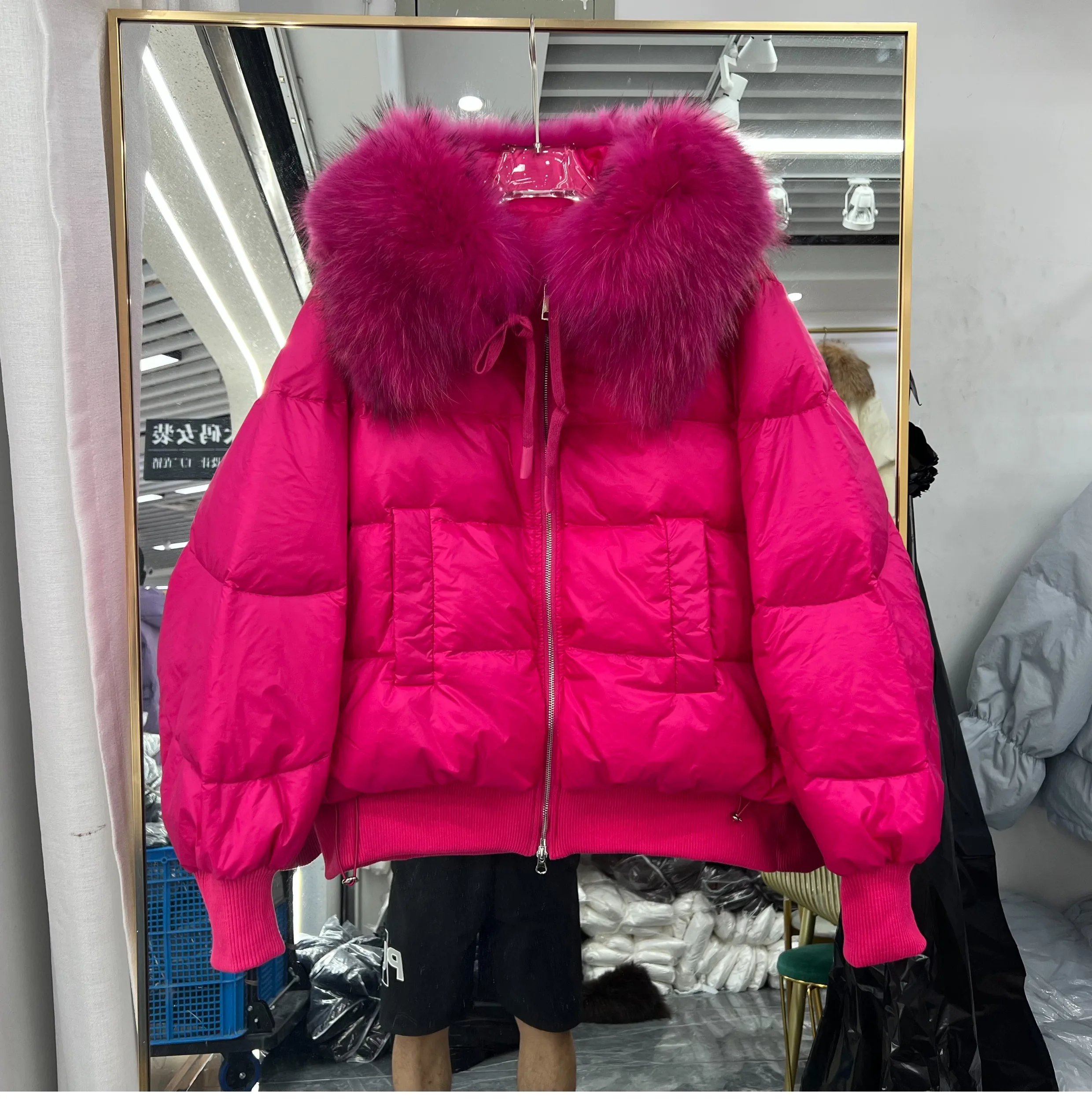 2025 New Women Winter White Duck Down Down Jacket Big Fur Collar 90% White Duck Down Jacket Women Winter Jacket Short Parkas