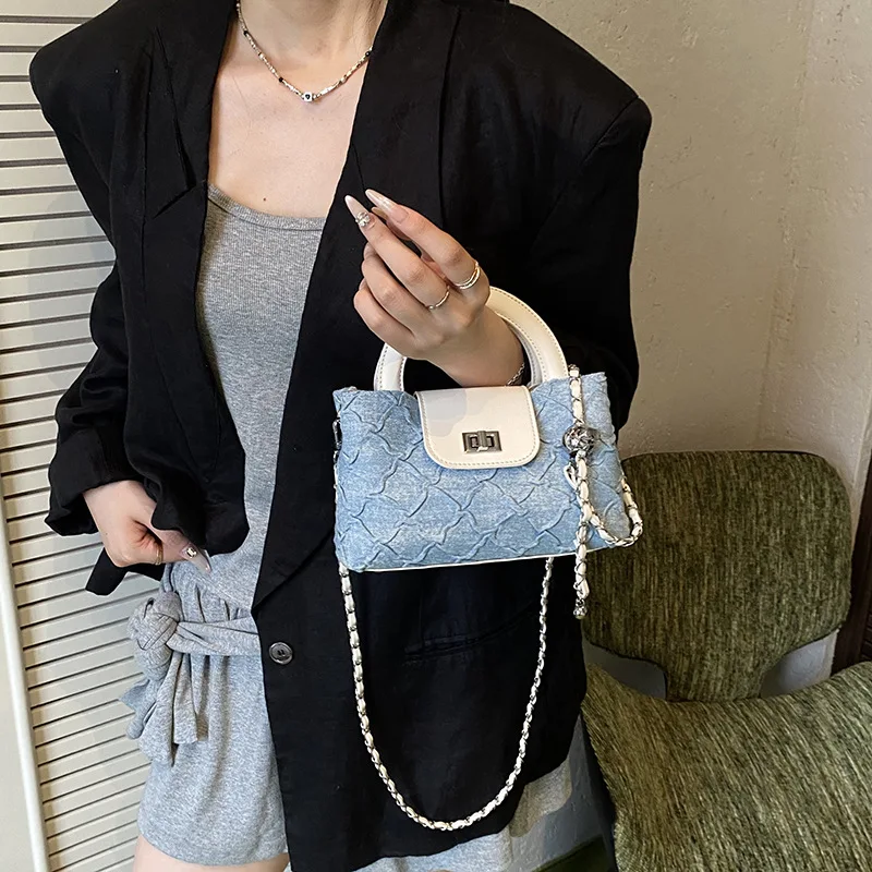 

Rhombus Embroidery Thread Fashion Lock Handbag 2025 Summer New Versatile Ins Shoulder Messenger Bag Korean Version Women's Bag