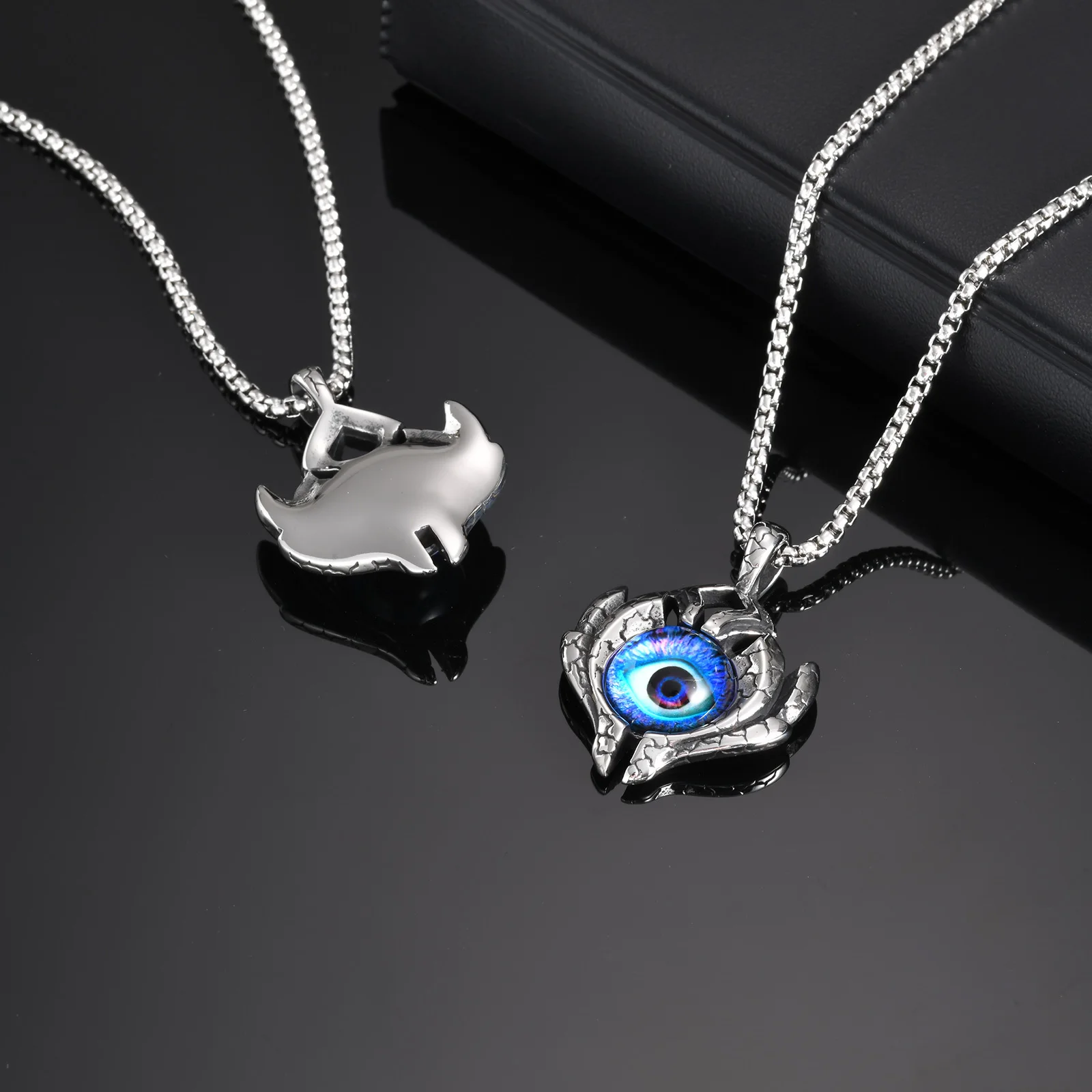 قلادة Vnox Big Evil Eye Pendant، شارة مكتنزة من الفولاذ المقاوم للصدأ مع قلادة عين تركية، إكسسوار رجالي فاسق