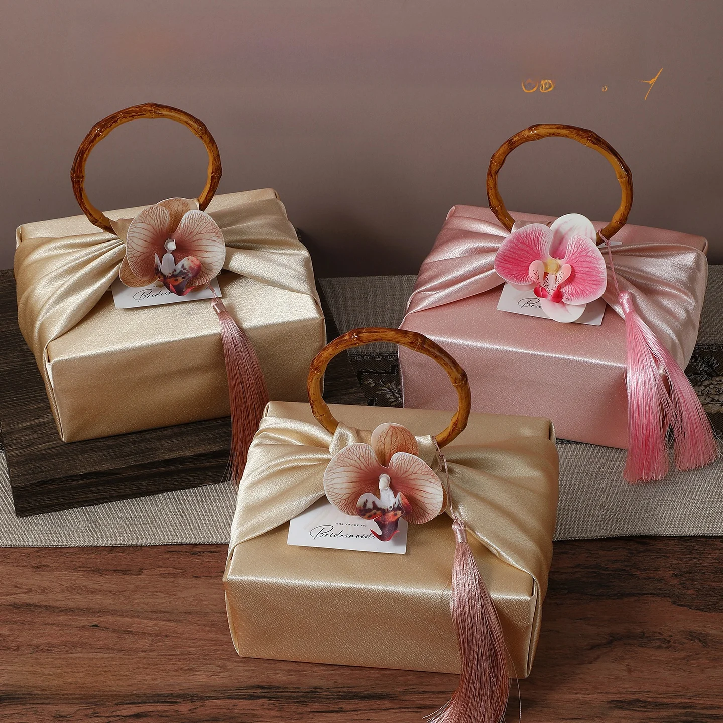confezione-regalo-per-damigelle-idea-originale-per-la-cerimonia-nuziale-stile-cinese-regalo-pratico-per-amiche-sorelle-e-gruppi-ideale-per-cerimonie-di-alto-livello