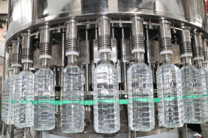 YG Semi Automatic Liquid Filling Machine 10-100ml Stainless Steel for Essential Oil and Cosmetic Use