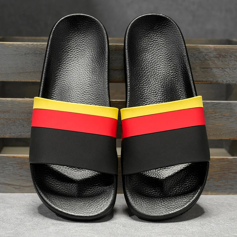 

Men's New Style Summer Slippers, Non-Slip, Large Size, Suitable for Home, Bathing, Leisure, and Beach Use