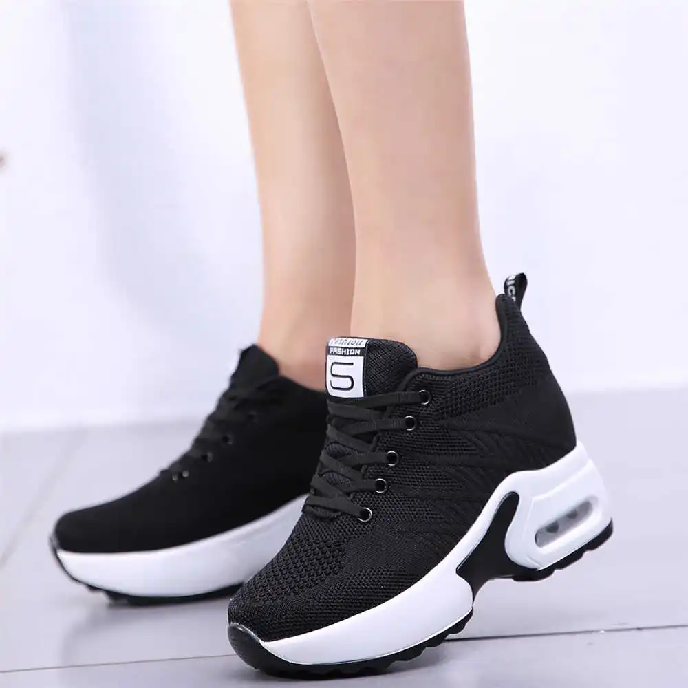 Super Lightweight Platformed Luxury Woman Moccasin Skateboarding Summer Woman Sneakers Shoes Womans Sports Hospitality view 2