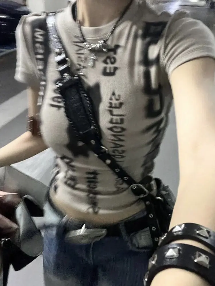 

Футболка Y2K в стиле миллениум с американским ретро-принтом, женская летняя легкая футболка с коротким рукавом, топ для повседневной носки, облегающий крой