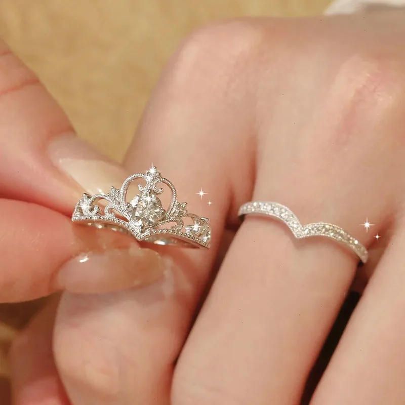 2PCS Fairy Sparkling Crown Rings for Women Teen Crystal Korean Adjustable Silvery Anniversary Gift Party Queen Ring Set Jewelry