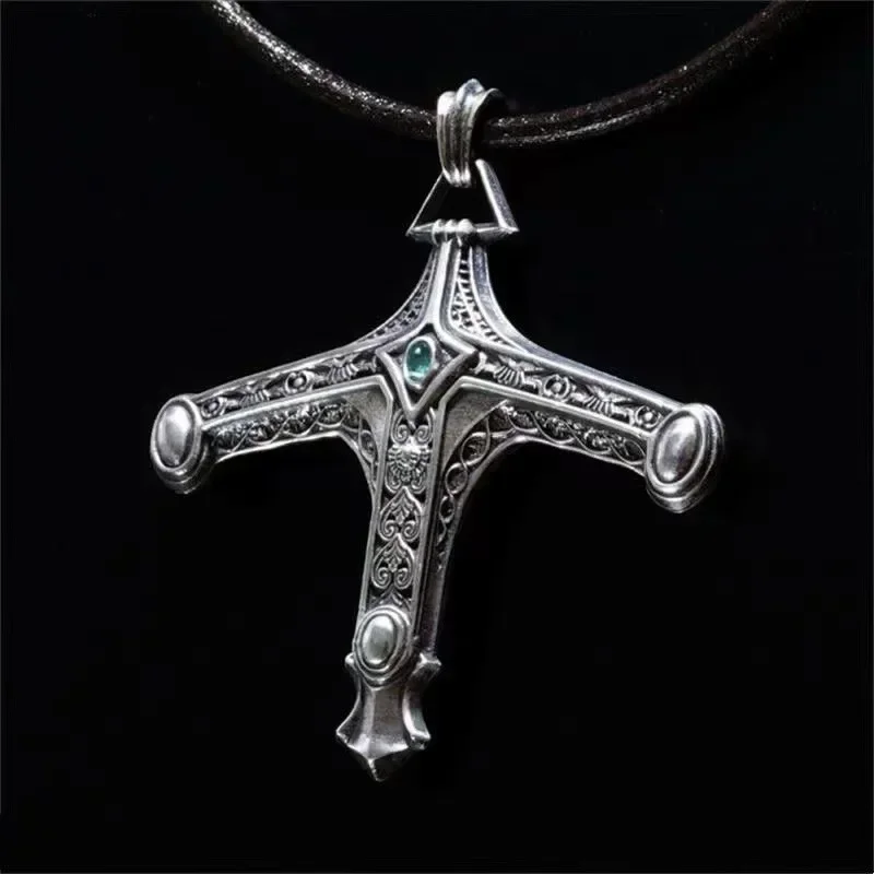 2026 Bean Torpedo Torch Blood Curse Crow Hunter's Card Rapier Hunter Badge Necklace Pendants