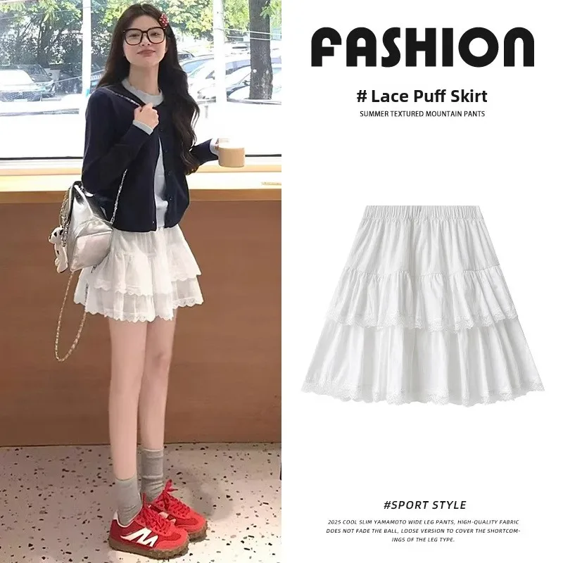 

Белая юбка-полусолнце с кружевной отделкой и высокой талией, женская, летняя, 2025, новый стиль, А-силуэт, короткая, многоярусная, с эффектом похудения