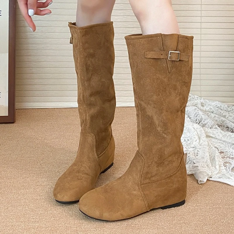 

Женские высокие сапоги, замшевая обувь на плоской подошве, модная трендовая новинка 2025 года, зимние сапоги до колена «Челси», рыцарские сапоги, повседневная спортивная обувь Zapatillas