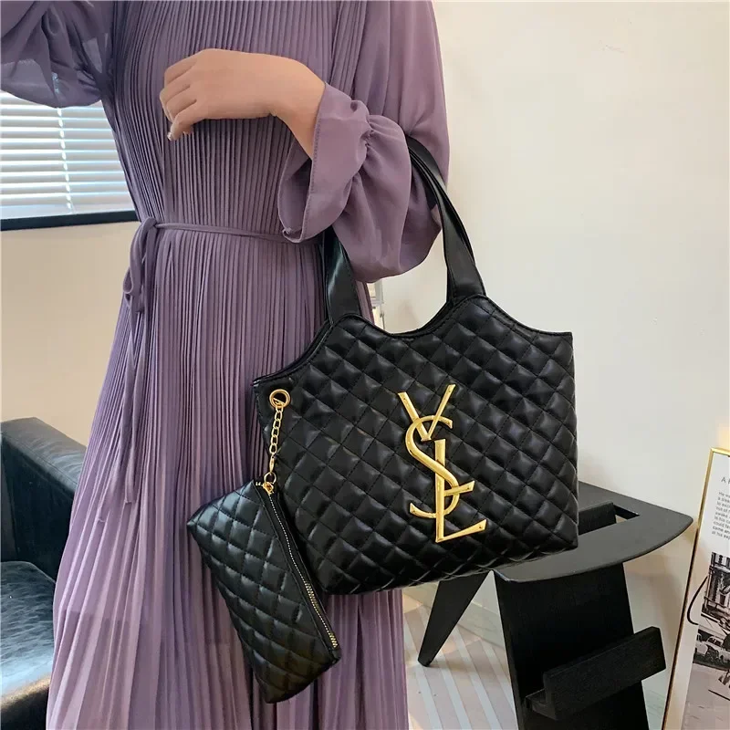 

2025 Must-Have Korean Spring Summer Padded Shoulder Bag Quilted Stitch Popular Insert Spacious Euro-American Bag