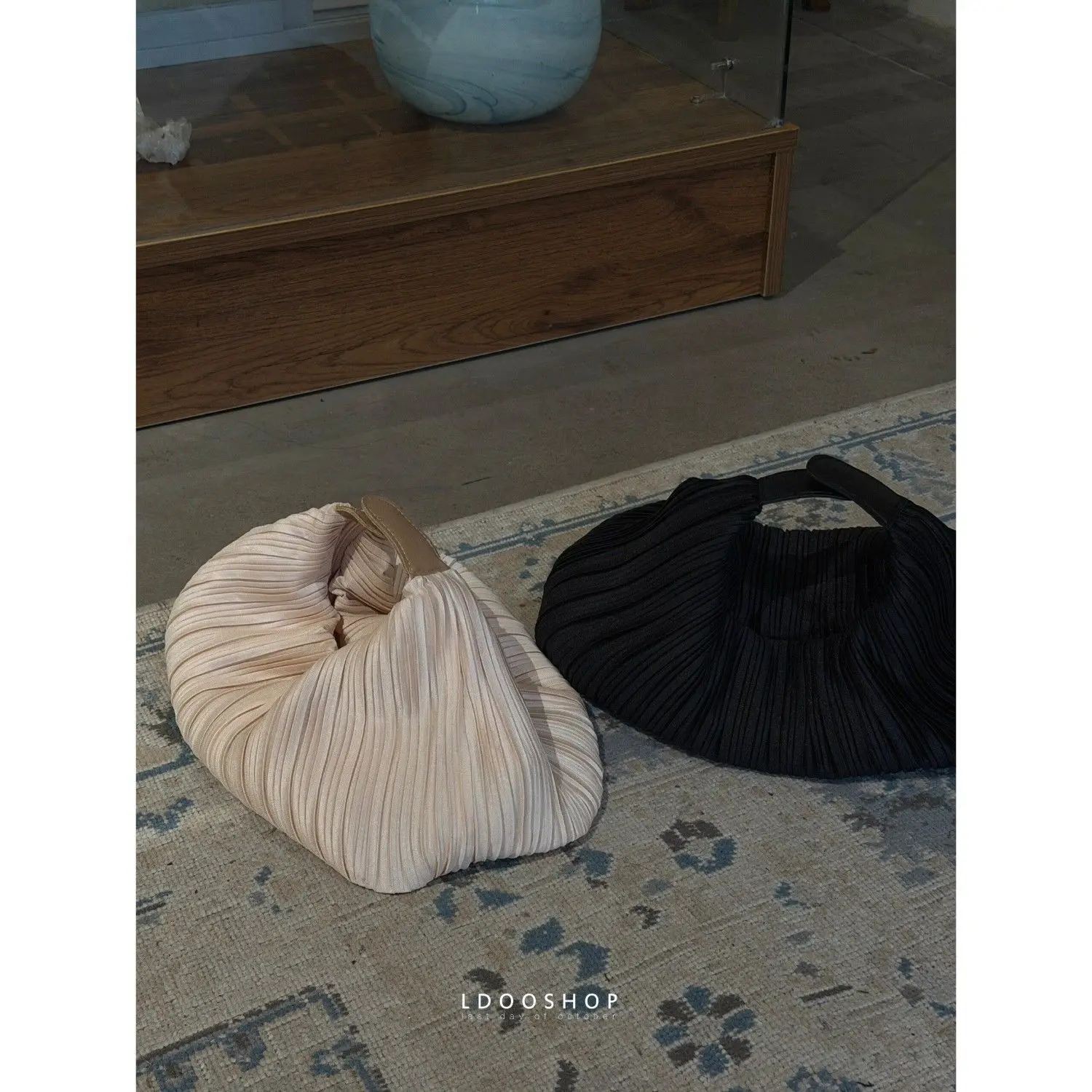 Shell Fold Shoulder Bag Simplicity Lightweight Large Capacity Causal Commute Versatile Zipper Shoulder Bag