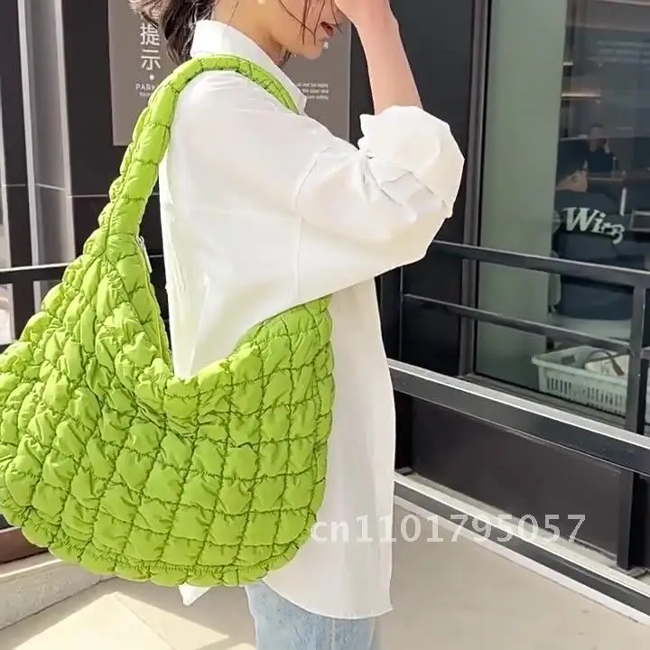 New Pleated Cloud Bag Versatile And Fashionable Shoulder Bag, Hand-Held Dumpling Bag, Large Capacity Underarm Women'S Bag