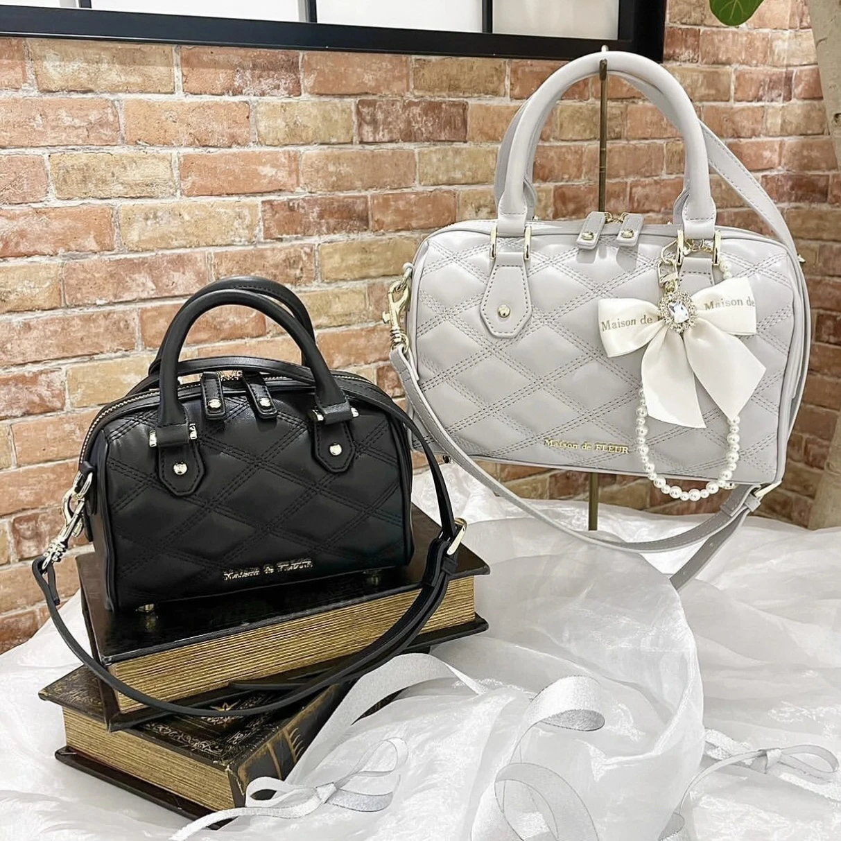 Japanese 11th Anniversary Pearl Bow Mobile Phone Chain Bag Accessories Cute Rhinestone Satin Bow Bag Pendant Keychains