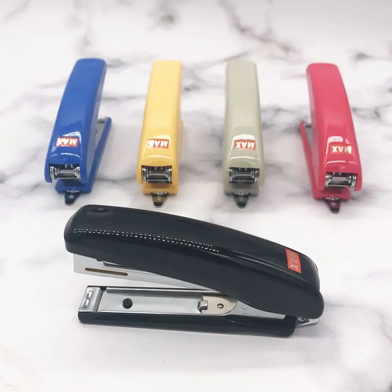 اليابانية HD-10D ميني رقم. 10 دباسة، يمكن أن تحمل صفين من الأظافر مع منتقي أظافر #1