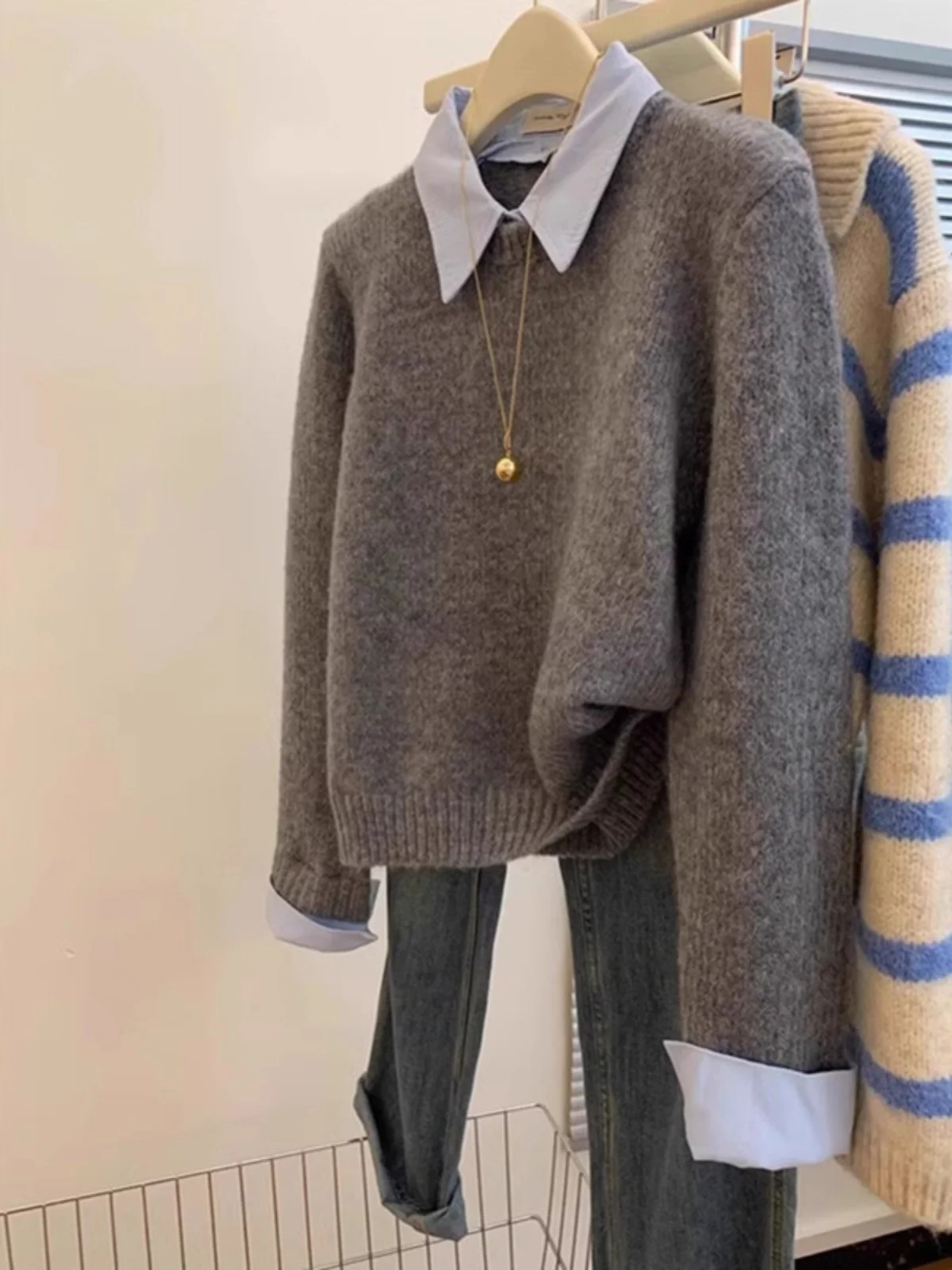 

Gray Knitted Sweater with Collar Lazy Style Head over Two-Piece Set Women's Fashion Autumn Winter Pure E-commerce Sale K...