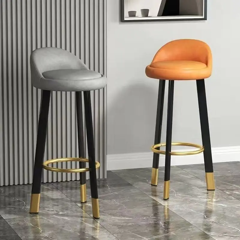 moderno-360-°-sgabello-da-bar-girevole-con-seduta-e-schienale-in-tessuto-morbido-gambe-in-legno-poggiapiedi-dorato-per-cucina-casa-bar-caffe-piccoli-spazi