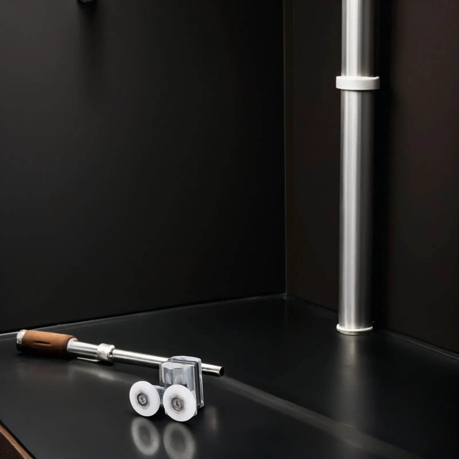 

Комплект роликов для раздвижных душевых дверей: гладкие колесики для направляющих душевых кабин, ремонтный набор для стеклянных раздвижных дверей, долговечные и износостойкие