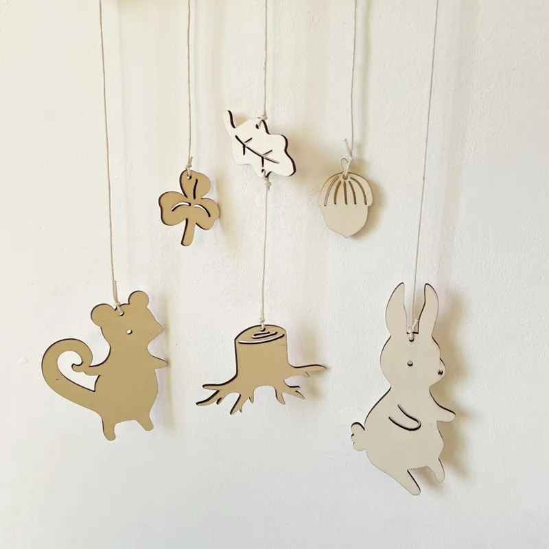 INS Nordic Wooden Stick With Animals Chips Pendants Wall Hanging Ornaments Baby Kids Room Decoration Nursery Decor Photo Props