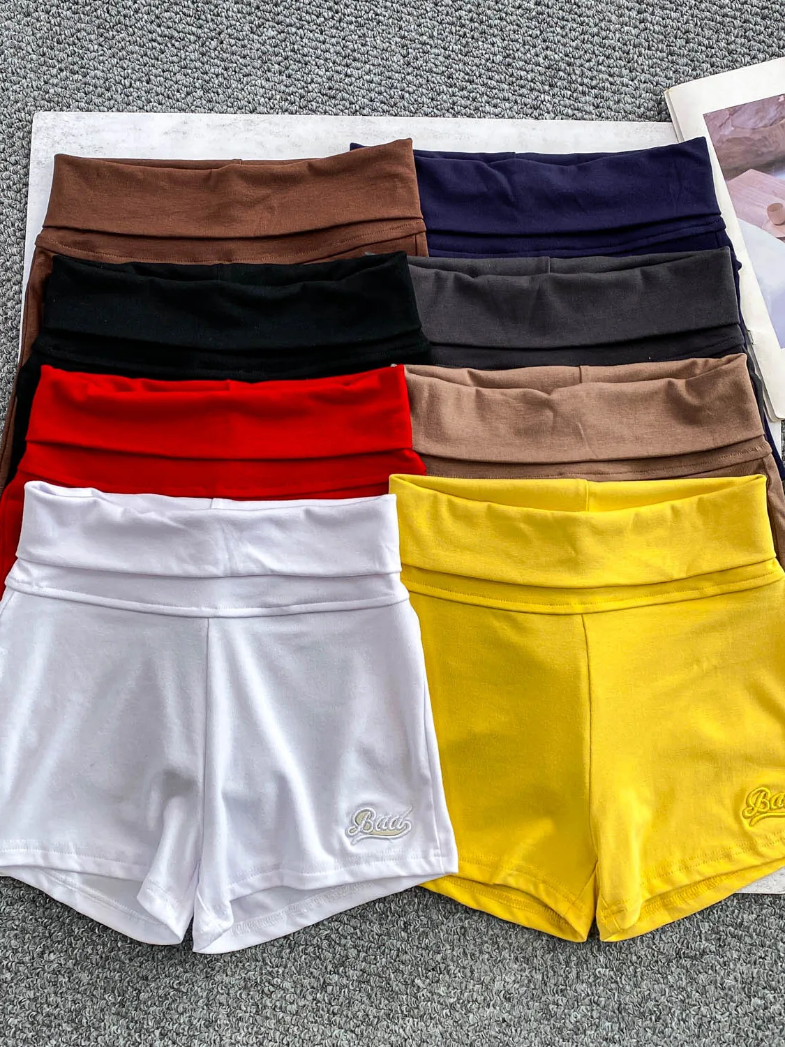 الأبيض عالية الخصر التخسيس orts المرأة Faionable مكبل طبقة قاعدة ضيقة تناسب بعقب رفع عارضة عالية الخصر orts #2