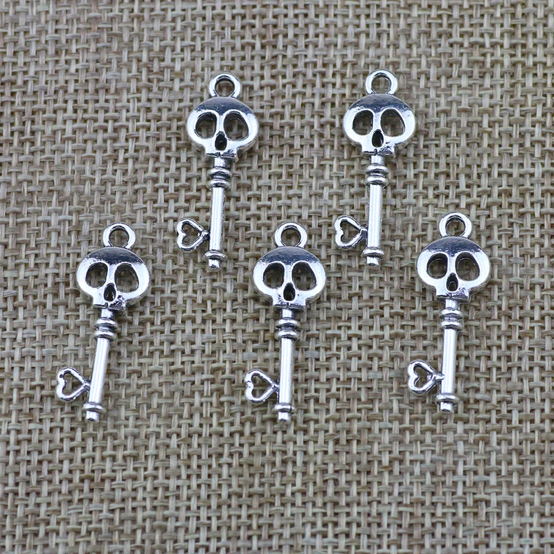 20pcs/Lot 10x26mm Antique Silver Color Skull Skeleton Key Charms Pendant For Jewelry Making DIY Jewelry Findings