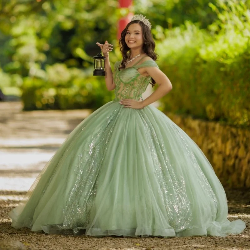 

Green Quinceanera Dresses Off the Shoulder Glitter Crystal Decal Long tail Lace Vestido De 15 Quinceanera Customize
