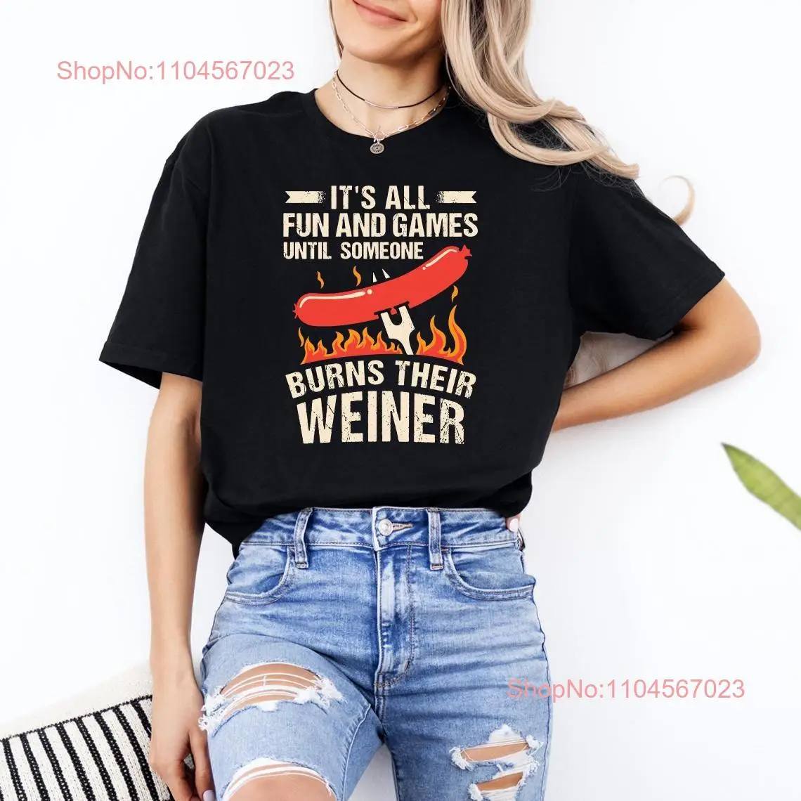 

Забавная футболка для кемпинга, забавные игры на открытом воздухе, это все и докилько ожогов, ее Weiner, барбекю, саркастический юмор для взрослых