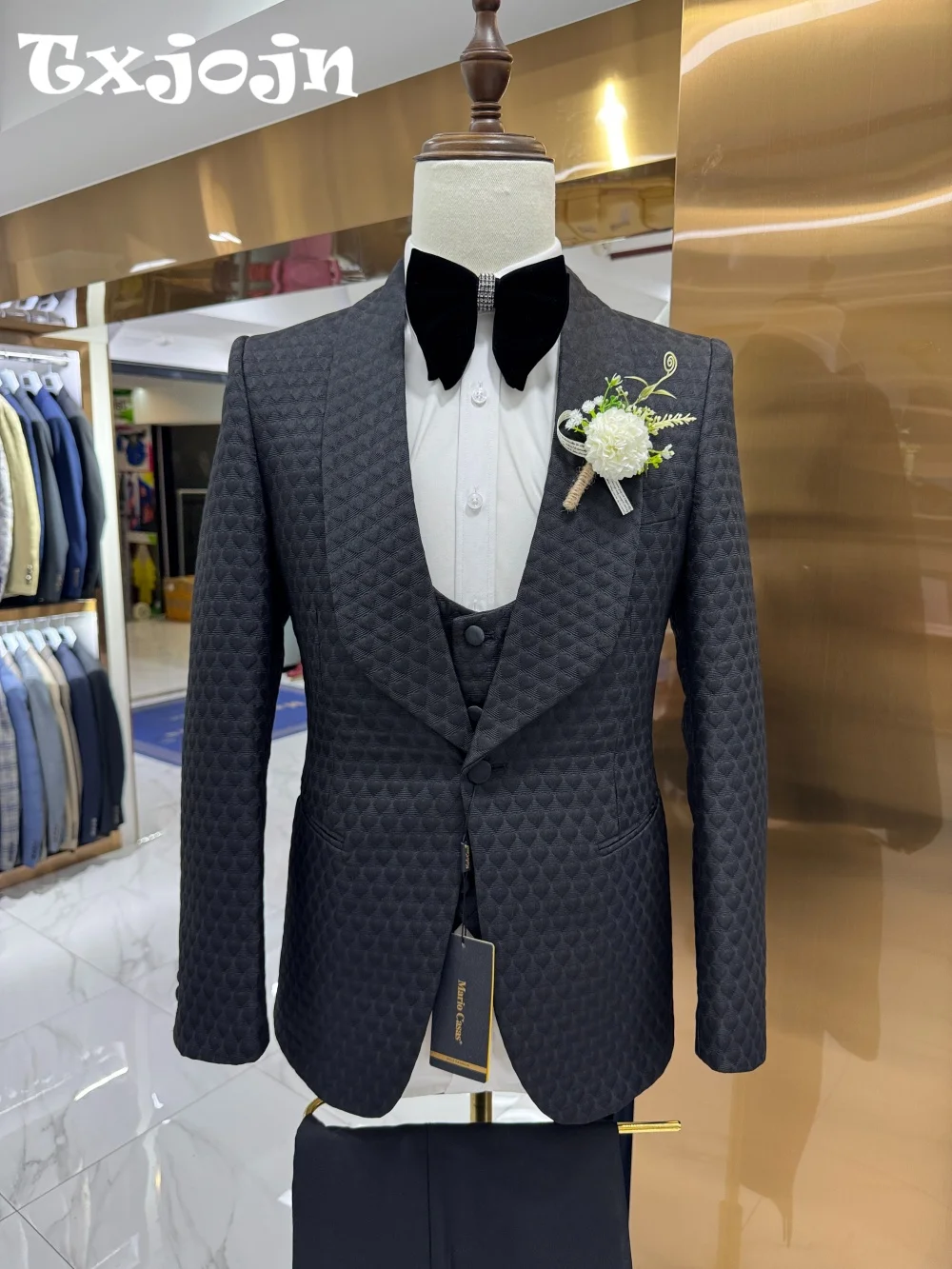 

Elegant 3D Jacquard Suit Set 2025 Classic Single Button Men Office Suit Classic Peak Lapel Men For Business Meeting Wedding Suit