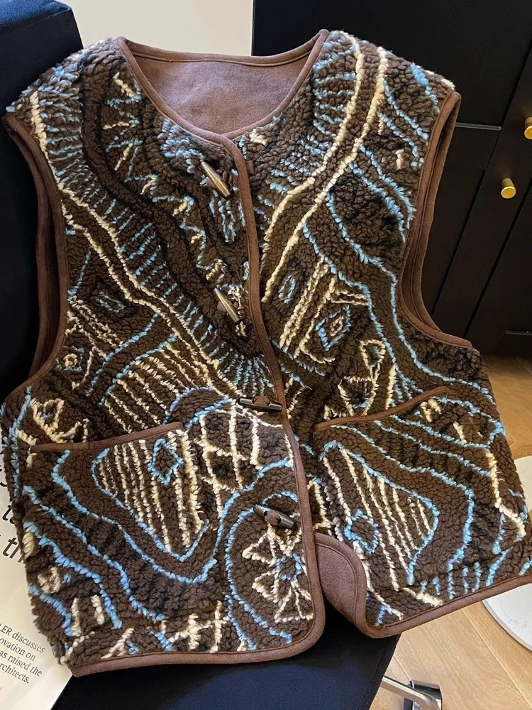 Retro Faux Fur Sherpa Vest Women's Fall Winter Thickened Horn Button Tribal Print Gilet Sleeveless Tank Coat Outerwear Top
