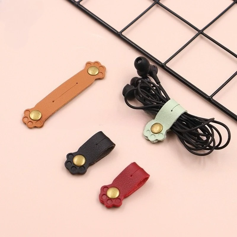 1pcs Creative Cat Claw Modeling PU Button Winder Earphone Data Cable Storage Protective Sleeve Portable Winding Buckle