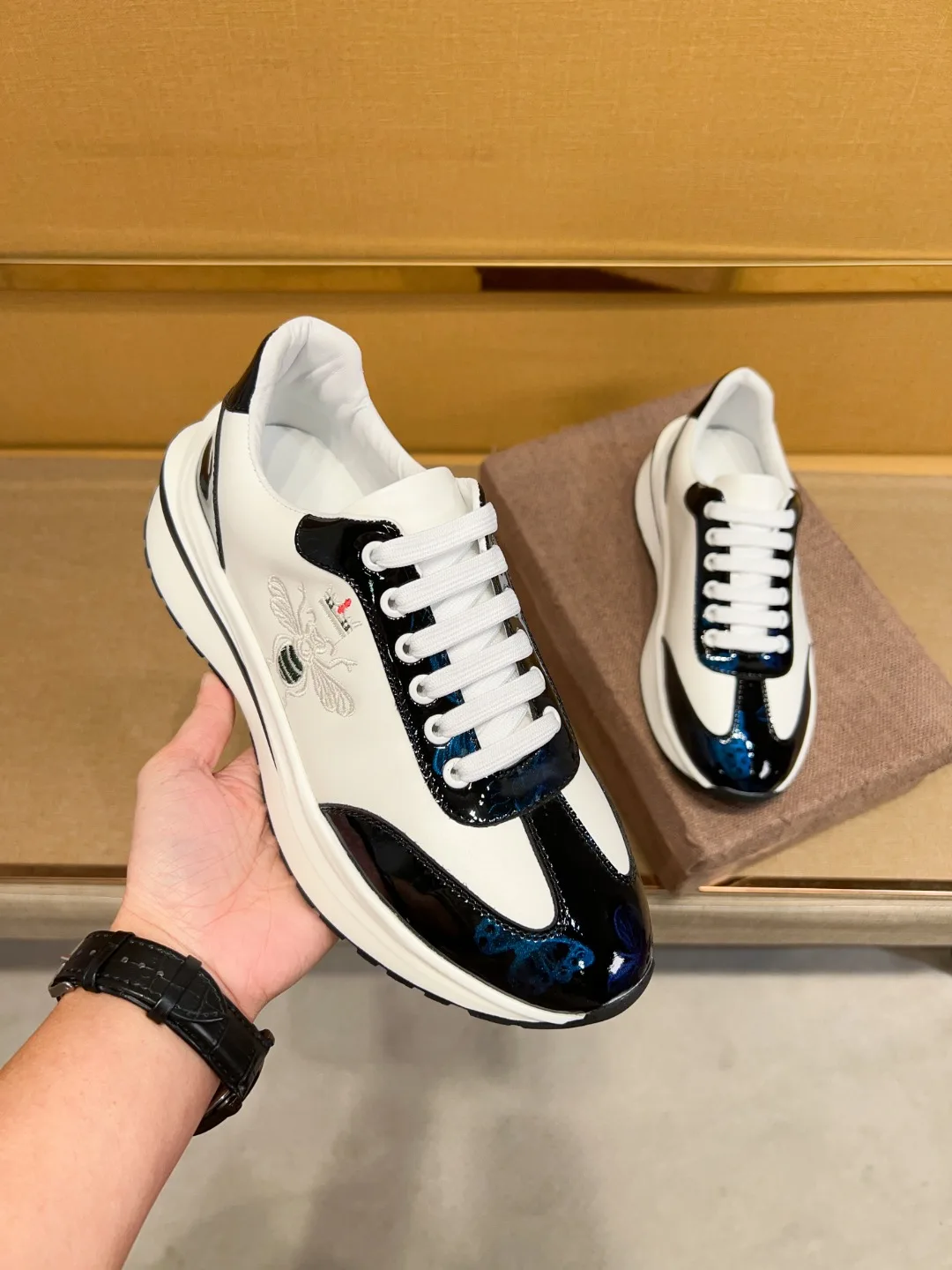 

Men's genuine leather casual shoes - comfortable, breathable, lace-up, high-quality sports shoes