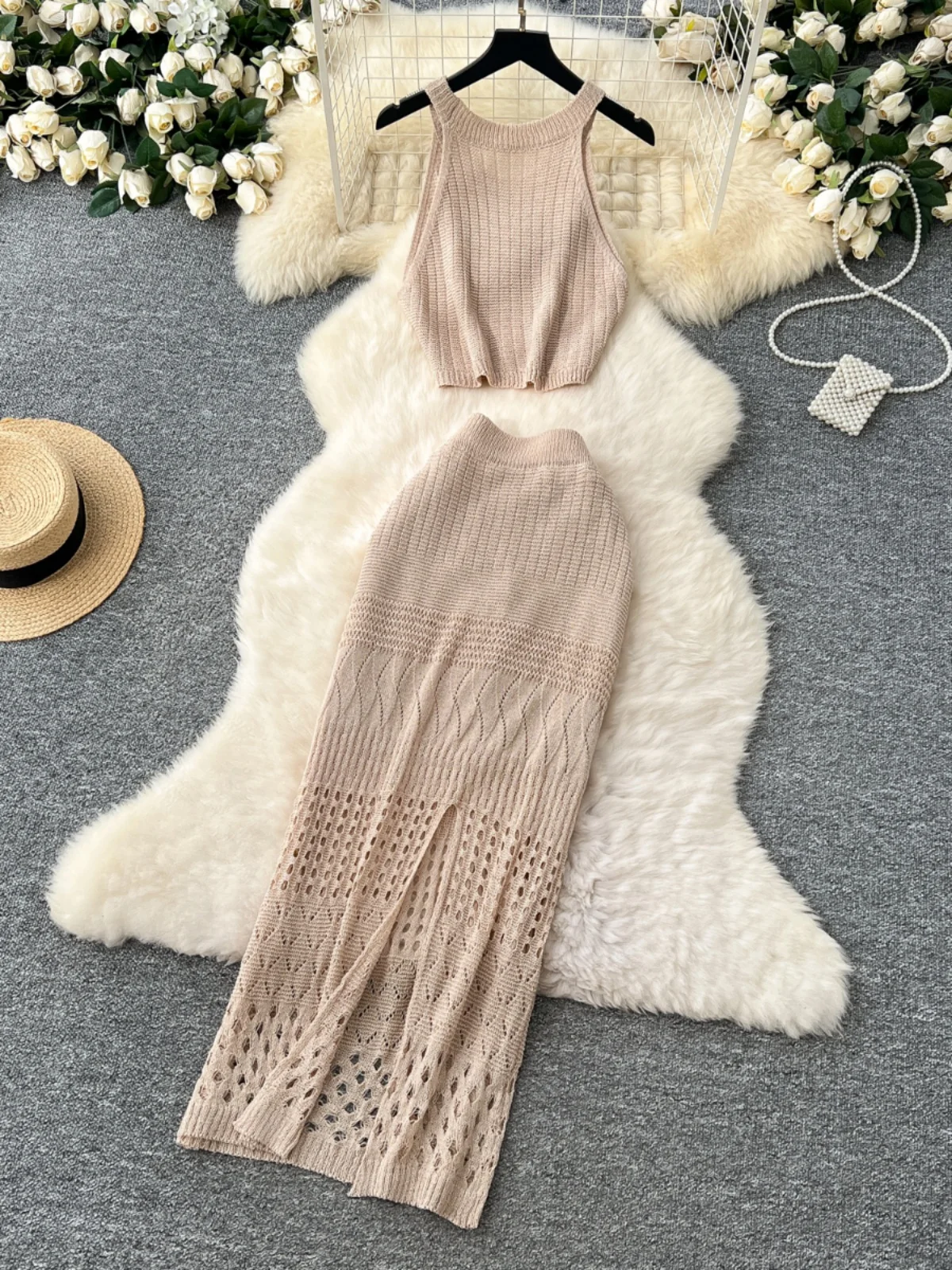 Conjunto de moda de primavera para mujer estilo coreano: ceco sin mangas de punto con cuello hueco y falda de cintura alta...