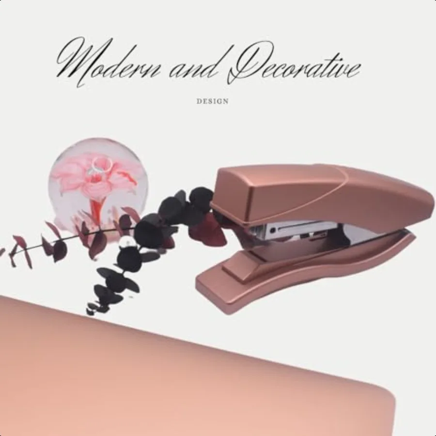 Grampeador em ouro rosa com capacidade de 30 folhas