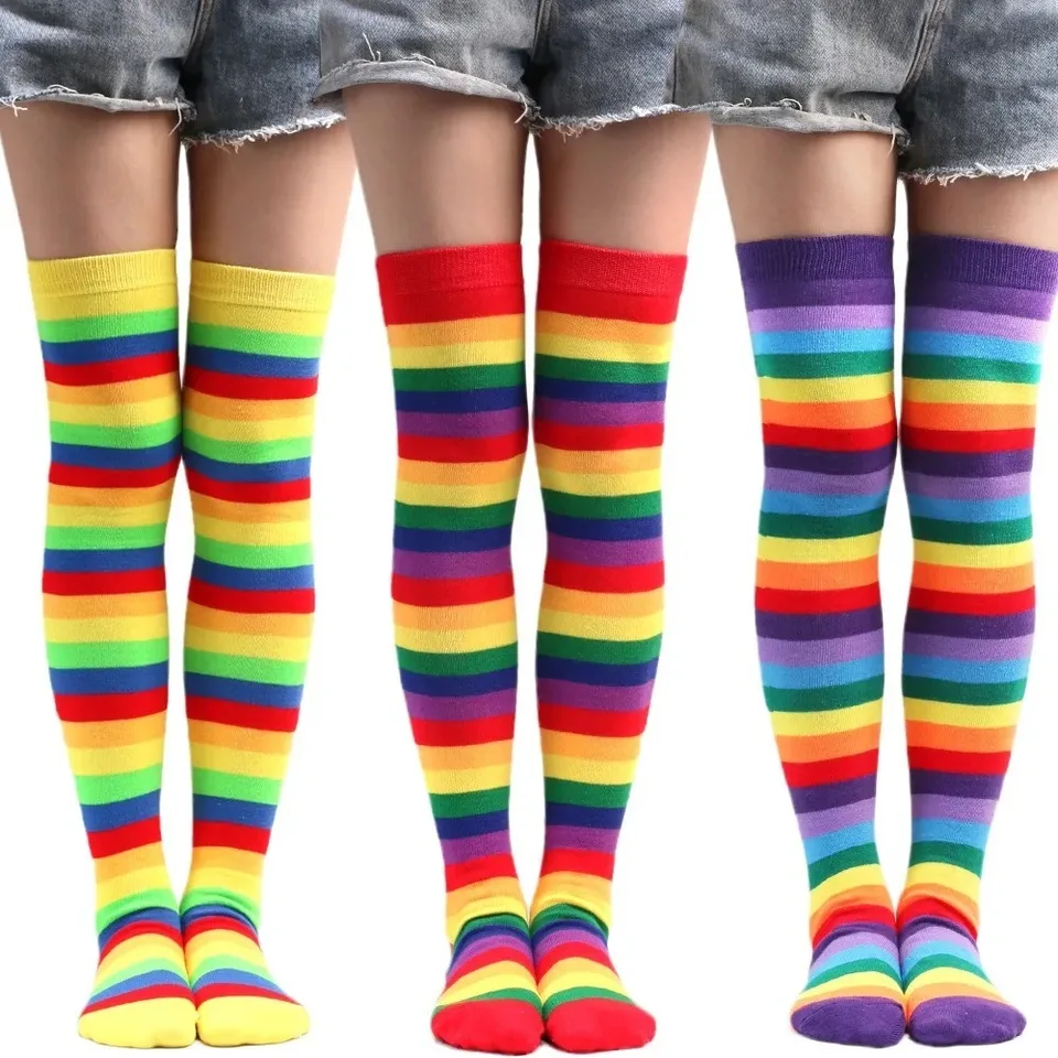 Calcetines largos hasta el muslo para mujer y niña, color arcoíris con rayas, disfraz de Halloween, tejidos y elásticos