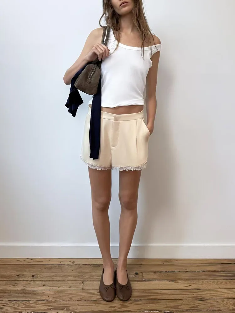 

Женские модные летние брюки Sweet Ele: Новинка, шелковый атлас, кружевная отделка, облегающий крой, высокая талия, прямые штанины