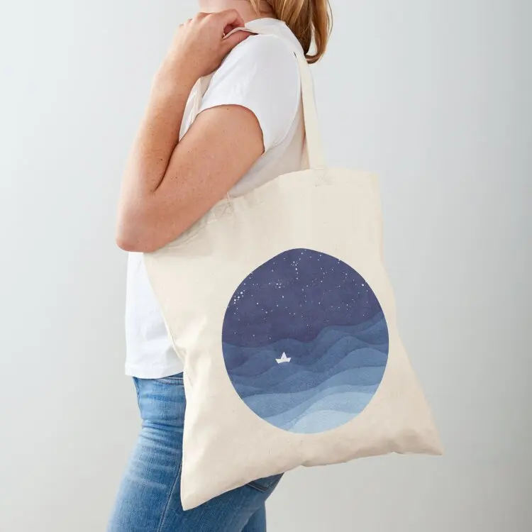 Onde blu dell'oceano, barca a vela stelle dell'oceano Tote Bag