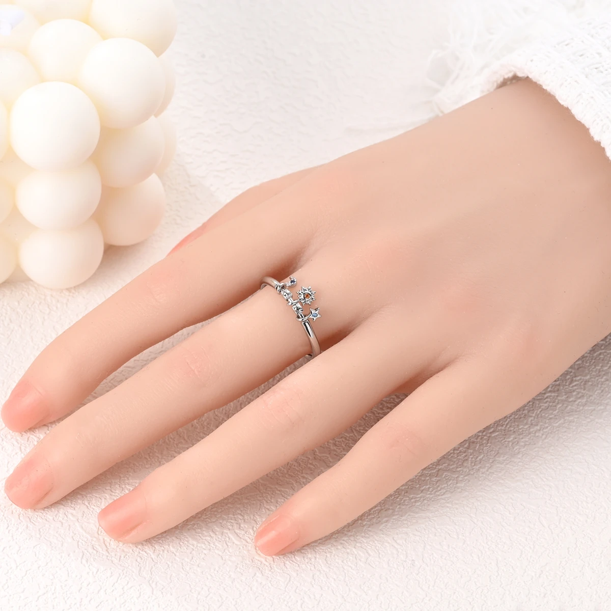 Hot 925 Sterling Silver Fashion Sun Moon Star Rings For Women Temperament Sparkling Rings Finger Wedding Fine Jewelry Charm Gift