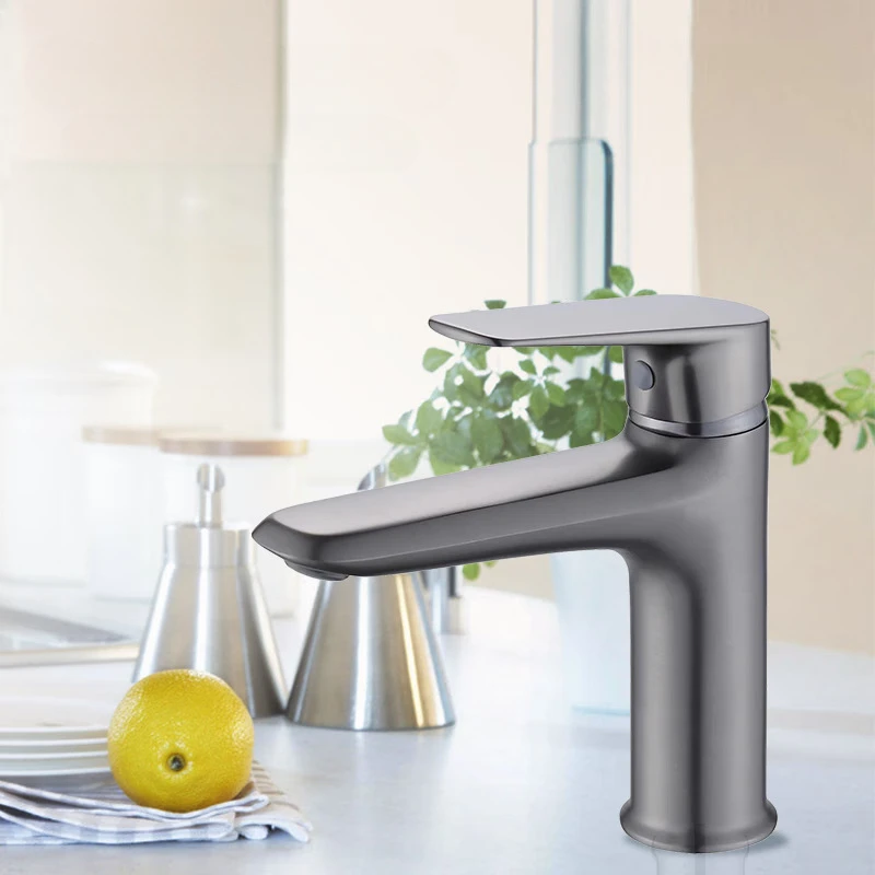 

Brass Bathroom Faucet Single Holder Single Hole Hot Cold Water Basin Mixer Sink Faucets Washbasin Tap With Hose