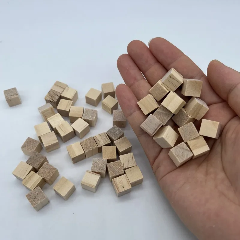 50pcs 0.39inch Wooden Blocks Small Wood Cubes, For Crafts And Puzzle Making DIY Home Decor