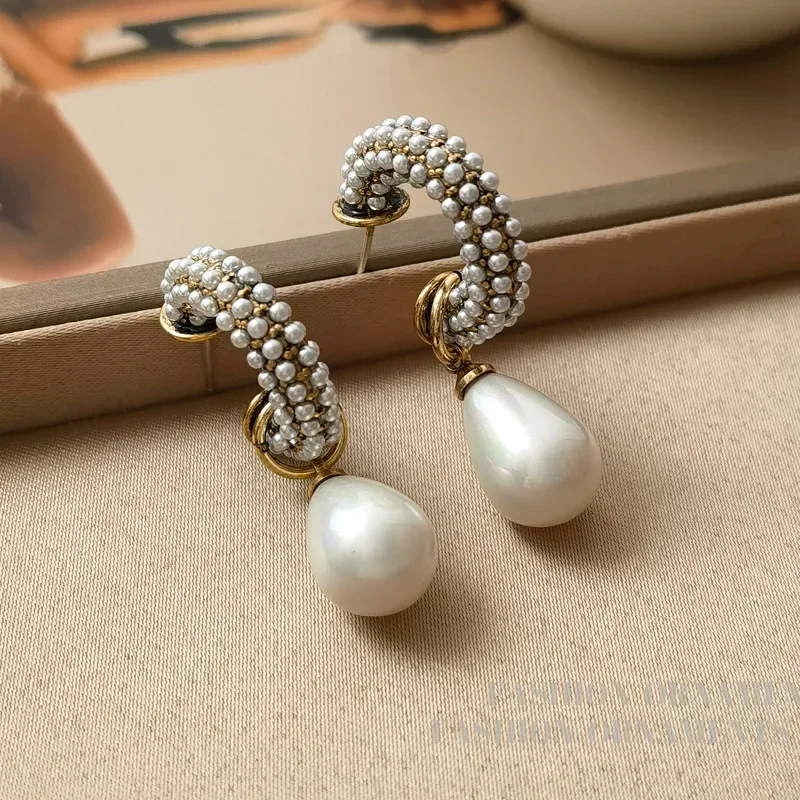 Modern Jewelry  Elegant Temperament Teardrop Simulated Pearl Earring For Women Fashion Accessories